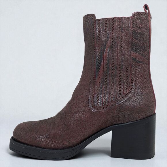 NEW Kenneth Cole New York Women's Jet Chelsea Boot Dark Clay 7 M Brick Red - Picture 1 of 9